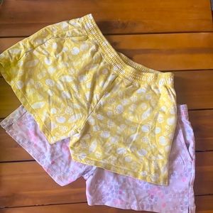 Uniqlo Shorts - 2 Pack ❤️